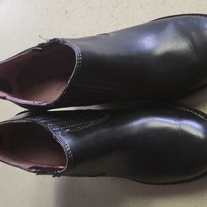 Hush puppies black booties